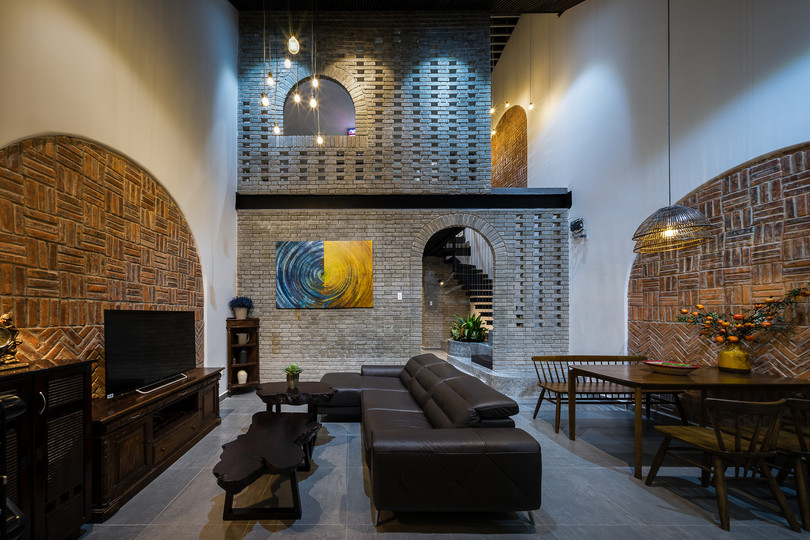 Kiến trúc độc đáo của ngôi nhà mái dốc ở Đà Nẵng