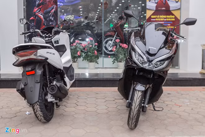 Honda SH và nhiều xe máy giảm giá trong tháng 7/2018