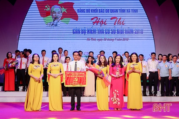 Hải quan Hà Tĩnh nhất chung kết Hội thi Cán bộ kiểm tra cơ sở giỏi khối cơ quan tỉnh
