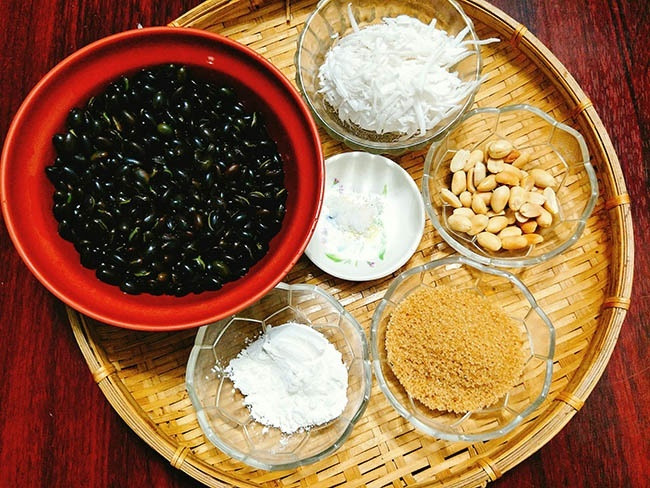 Chè đậu đen cốt dừa vừa thanh mát, vừa béo ngậy