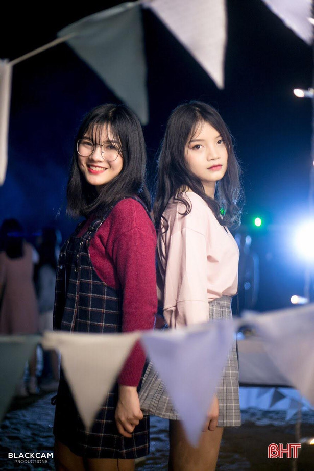 Nữ sinh Hà Tĩnh chia sẻ “bí kíp” chinh phục 13 học bổng du học Mỹ