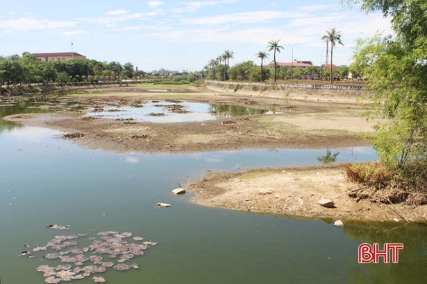 Phái đoàn EU kiểm tra thực địa Tiểu dự án đô thị Thạch Hà