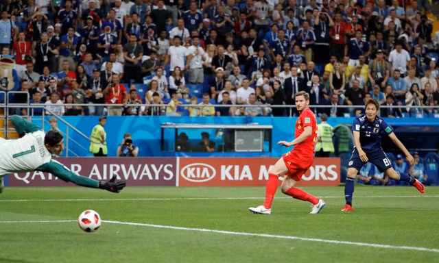 Dự bị toả sáng, Bỉ thắng ngược Nhật Bản vào phút chót