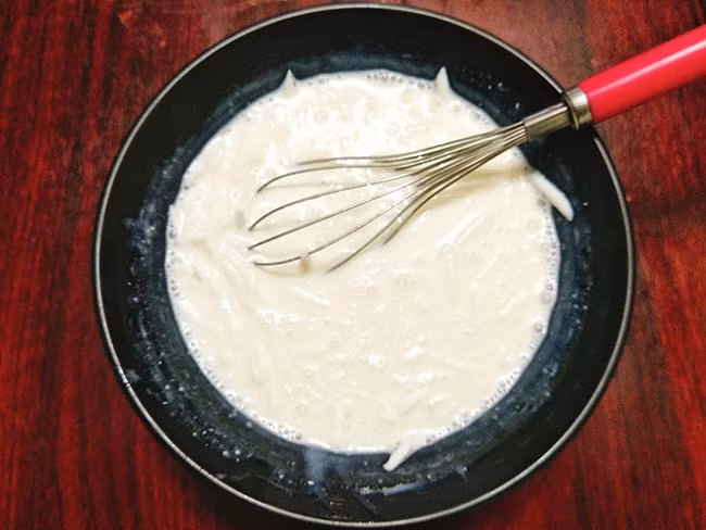 Chỉ 3 bước đơn giản có ngay kem chuối dừa vừa thơm vừa mát