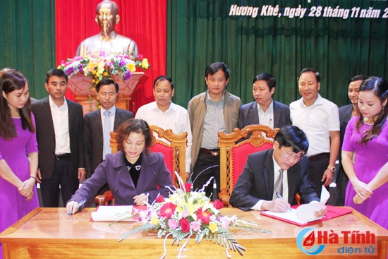 Ký kết 13 dự án hợp tác đầu tư trên địa bàn Hương Khê ảnh 5
