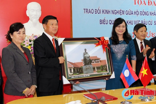 Hà Tĩnh luôn sẵn sàng hợp tác với Bôlykhămxay trong mọi hoạt động ảnh 6 Hà Tĩnh luôn sẵn sàng hợp tác với Bôlykhămxay trong mọi hoạt động ảnh 6