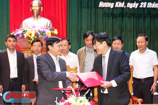 Ký kết 13 dự án hợp tác đầu tư trên địa bàn Hương Khê ảnh 6
