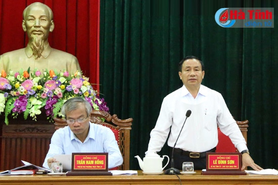 Lấy phiếu biểu quyết Quy chế làm việc BCH Đảng bộ tỉnh khóa XVIII ảnh 1