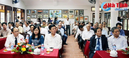 Trao Giải thưởng VHNT Nguyễn Du lần thứ VI cho 36 tác giả ảnh 1