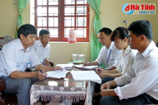 Tiếp tục xóa xóm “trắng” đảng viên, chi bộ sinh hoạt ghép ảnh 1