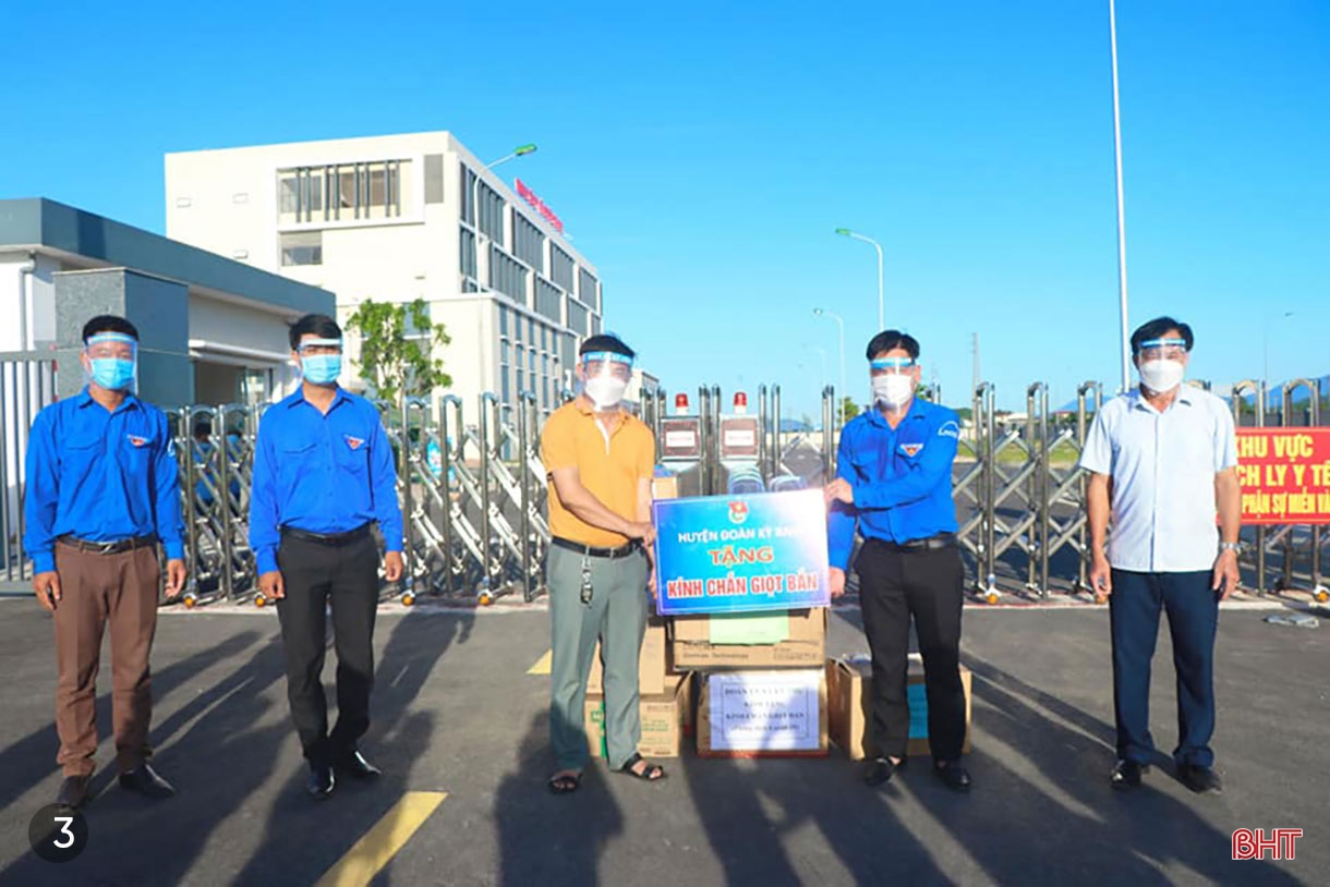 Những “pháo đài” chống dịch Covid-19 ở Hà Tĩnh (Bài 4): Khi toàn dân chung sức! ảnh 17 Những “pháo đài” chống dịch Covid-19 ở Hà Tĩnh (Bài 4): Khi toàn dân chung sức!