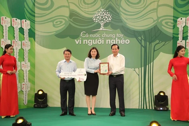 Tổng Bí thư, Chủ tịch nước kêu gọi giúp đỡ người nghèo, đồng bào vùng lũ