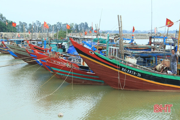 Huyện ven biển Hà Tĩnh “ráo riết” phòng bão số 7