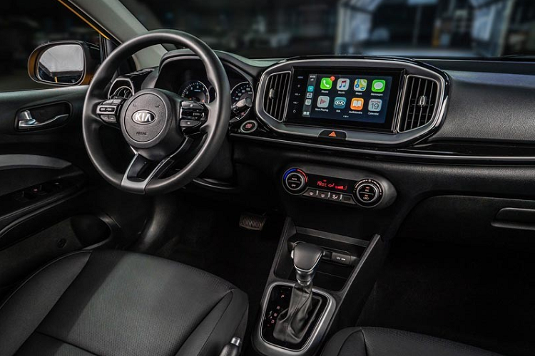 Kia Stonic 2021 rẻ hơn Seltos cả trăm triệu có về Việt Nam? - Hình 3 Kia Stonic 2021 rẻ hơn Seltos cả trăm triệu có về Việt Nam
