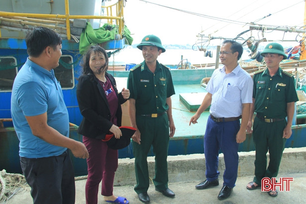 Huyện ven biển Hà Tĩnh “ráo riết” phòng bão số 7