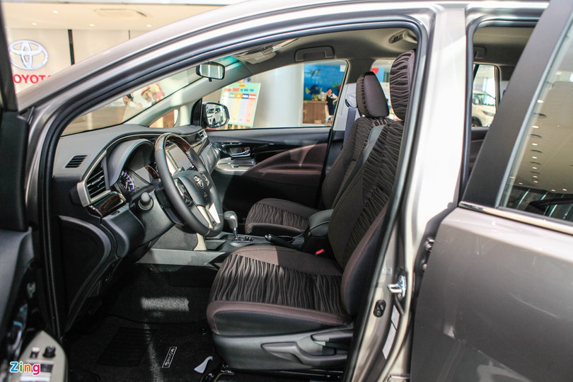 Toyota Innova 2021 ảnh 10 Chi tiết Toyota Innova 2.0G AT giá 865 triệu đồng