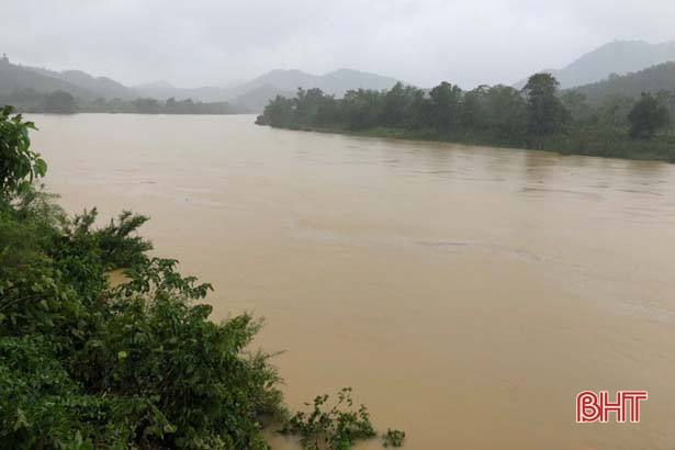 Nhiều xã bị ngập cục bộ, Kỳ Anh, Vũ Quang lên phương án ứng phó với mưa lũ