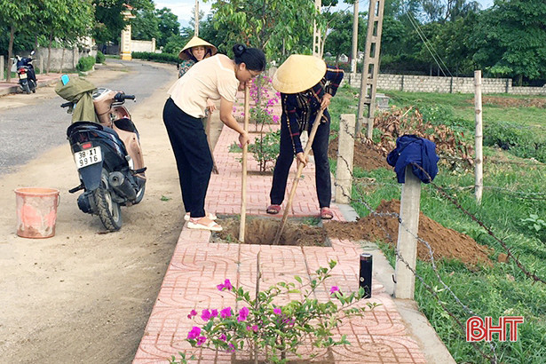 Nông dân Hà Tĩnh thi đua mừng ngày truyền thống, Đại hội Đảng bộ tỉnh