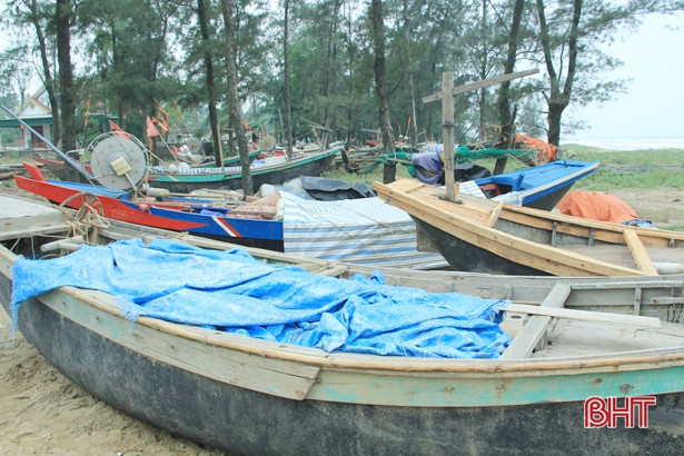 Huyện ven biển Hà Tĩnh “ráo riết” phòng bão số 7