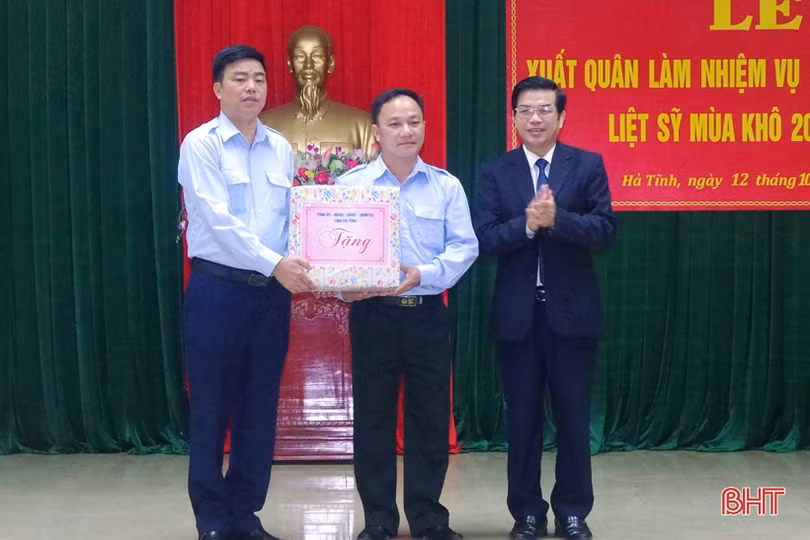 Hà Tĩnh xuất quân làm nhiệm vụ quy tập hài cốt liệt sỹ trên đất bạn Lào