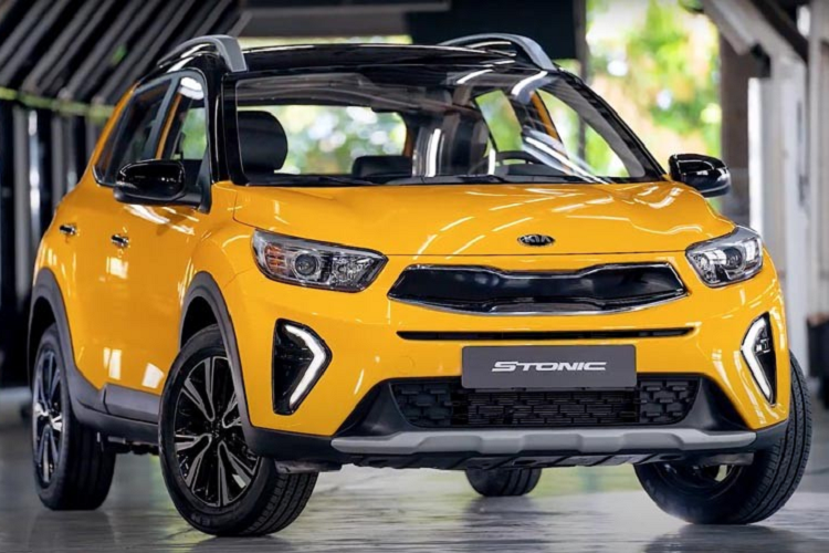 Kia Stonic 2021 rẻ hơn Seltos cả trăm triệu có về Việt Nam? - Hình 7 Kia Stonic 2021 rẻ hơn Seltos cả trăm triệu có về Việt Nam