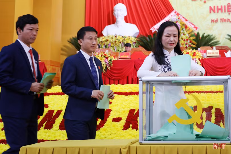 Hà Tĩnh có 22 đại biểu dự Đại hội Đảng toàn quốc lần thứ XIII