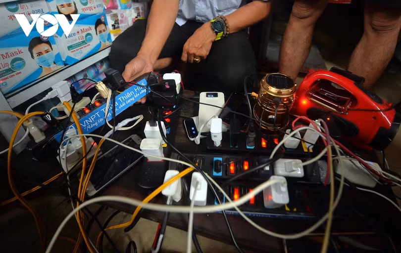 Toàn cảnh thành phố Huế ngập trong nước lũ nhìn từ trên cao