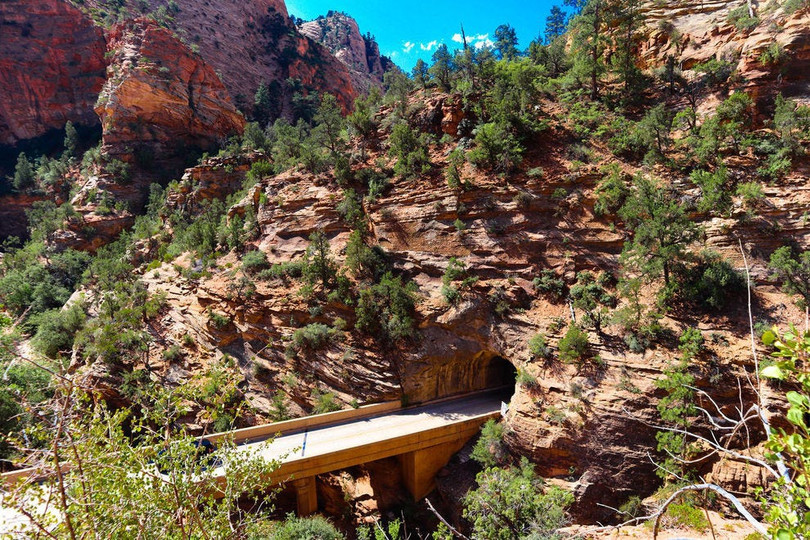 8 đường hầm độc đáo trên thế giới