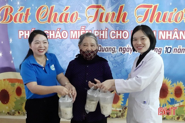 Chăm lo cho bệnh nhân nghèo và phụ nữ có hoàn cảnh khó khăn ở Vũ Quang