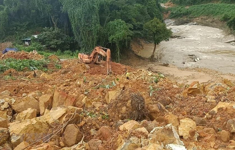 Quảng Trị: Lập Sở chỉ huy tiền phương ứng cứu nhiều người bị vùi lấp