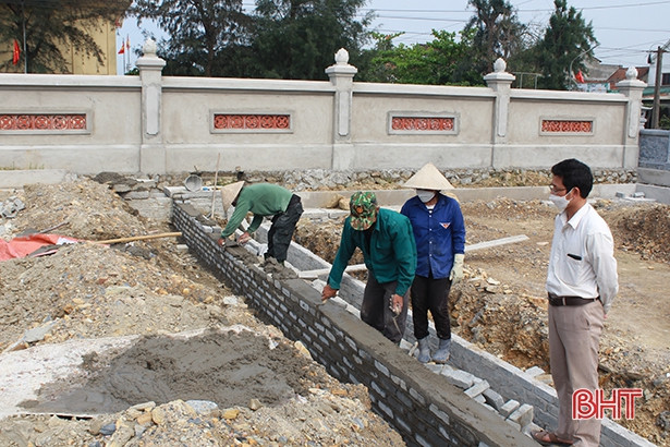 Phấn đấu hoàn thành nhà bia tưởng niệm các anh hùng, liệt sỹ xã Tùng Lộc trước 30/4