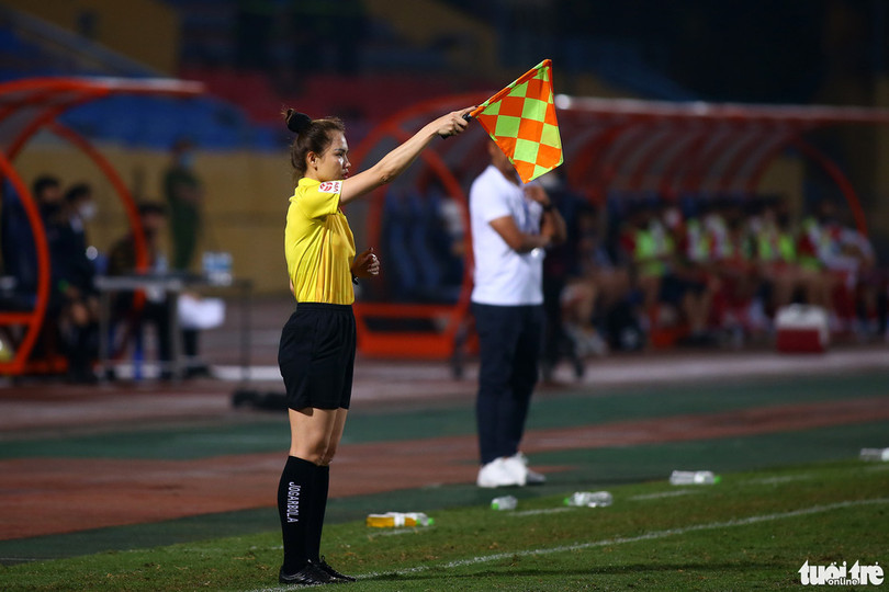 Trọng tài nữ xuất hiện tại Cúp quốc gia 2022