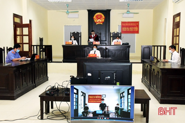 Chém người cùng làng vì chuyện trâu phá hoại cây trồng, lĩnh án 30 tháng tù