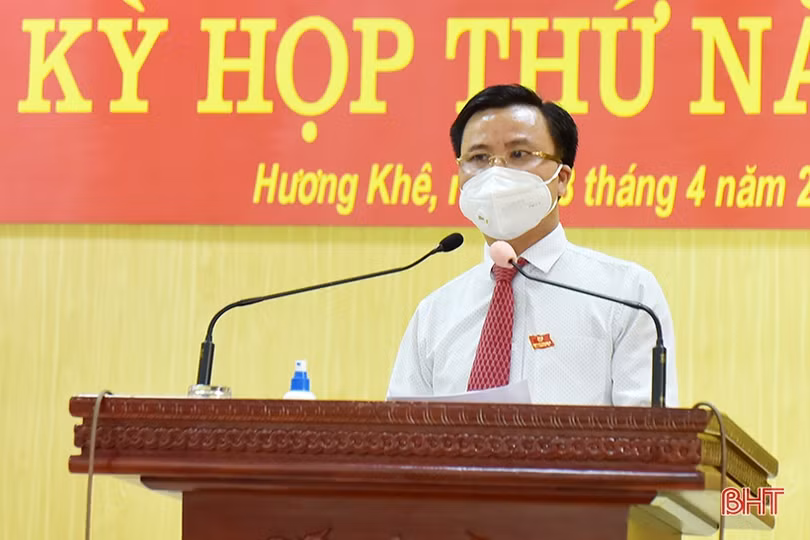 Ông Đặng Tuấn Anh được bầu giữ chức Phó Chủ tịch UBND huyện Hương Khê