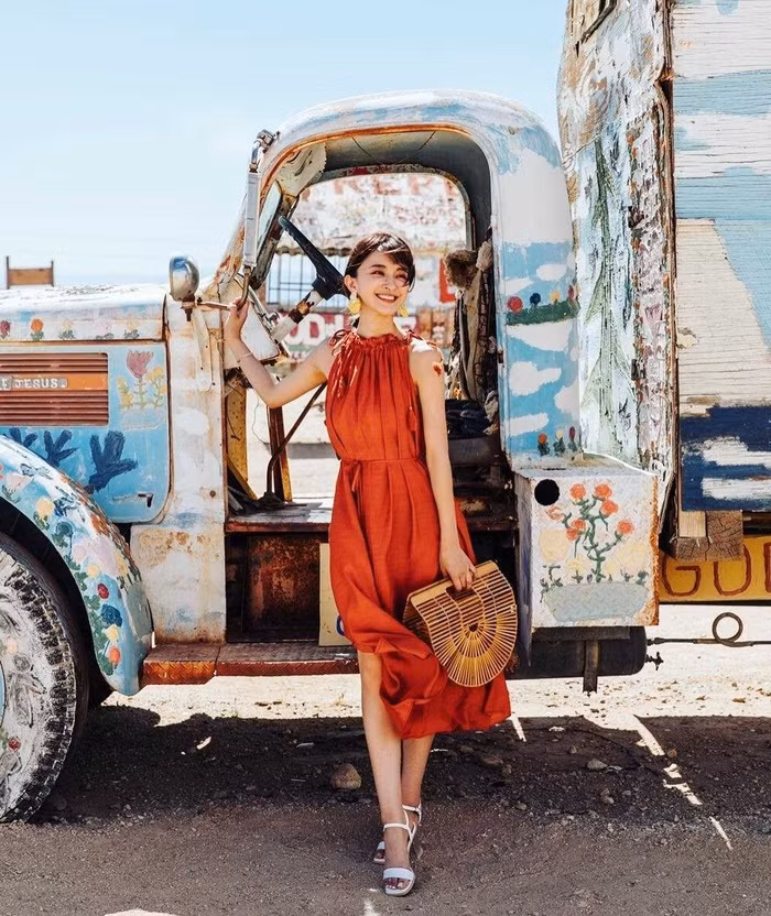 Bắt nhịp 4 màu sắc hot trong mùa hè