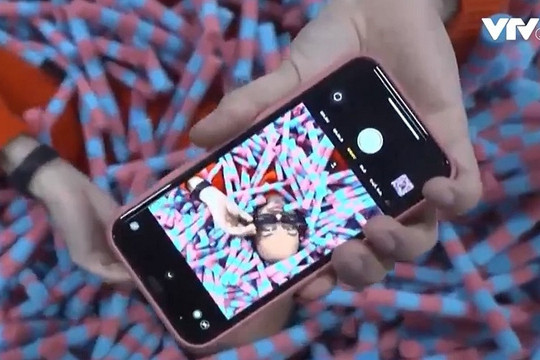 Thú vị bảo tàng nghệ thuật tự chụp ảnh