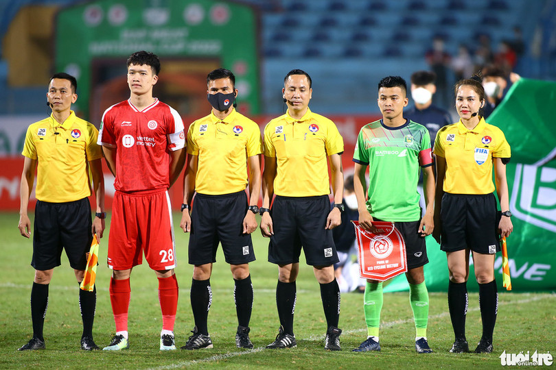 Trọng tài nữ xuất hiện tại Cúp quốc gia 2022