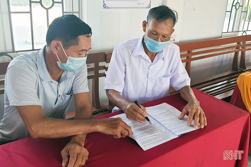 Người cán bộ thôn nêu gương sáng học và làm theo lời Bác ảnh 4 Người cán bộ thôn nêu gương sáng học và làm theo lời Bác