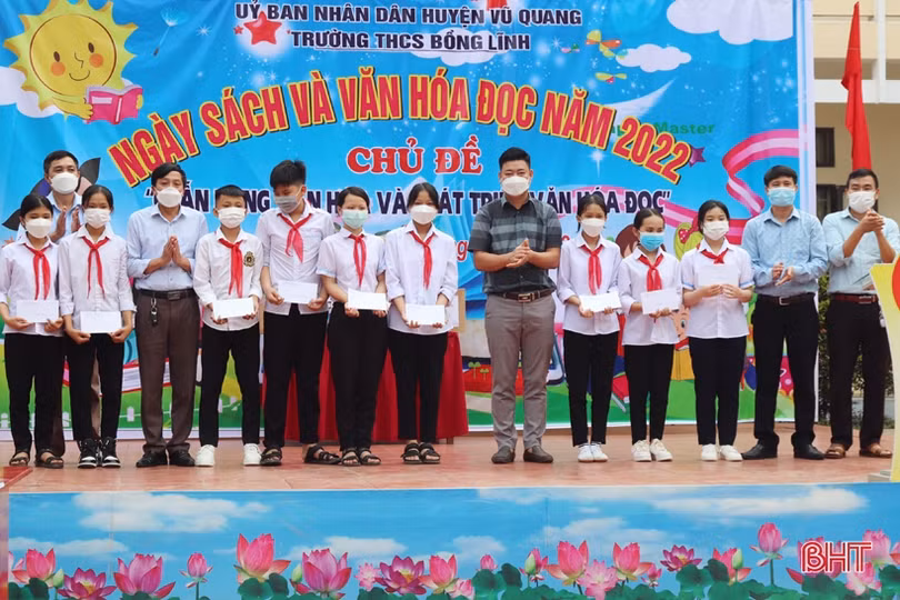 Thiết thực, ý nghĩa Ngày Sách và văn hóa đọc ở Vũ Quang