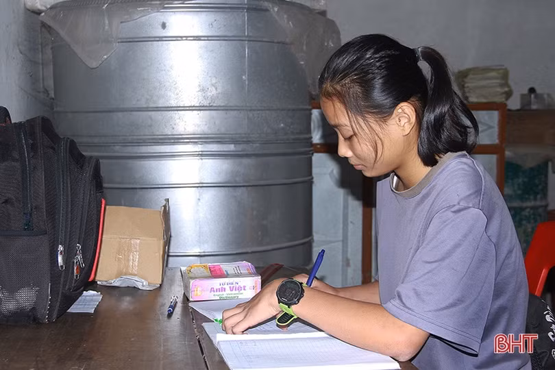 Gia cảnh khó khăn, cô gái Hà Tĩnh giành nhiều huy chương điền kinh chưa thể thực hiện ước mơ