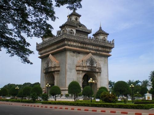 Patousay (Khải Hoàn môn)