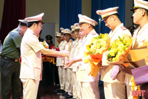Công an Hà Tĩnh công bố trưởng công an 69 xã, phường mới