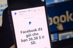 Facebook bắt đầu trả tiền cho người Việt