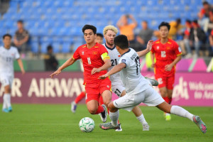 U23 Việt Nam chơi tốt trong hiệp một.