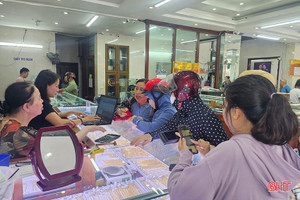 Giá vàng hôm nay 8/5/2025: Giảm mạnh theo đà giảm vàng thế giới