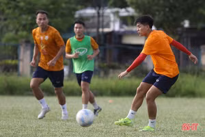 U19 Việt Nam triệu tập bổ sung cầu thủ, tiền vệ trẻ Hà Tĩnh góp mặt