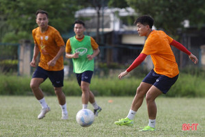 U19 Việt Nam triệu tập bổ sung cầu thủ, tiền vệ trẻ Hà Tĩnh góp mặt