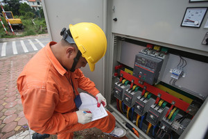 Giá bán lẻ điện sinh hoạt cao nhất gần 4.000 đồng một kWh