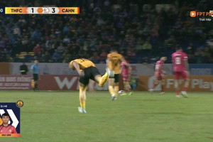 Thanh Hóa đưa thủ môn đá tiền đạo