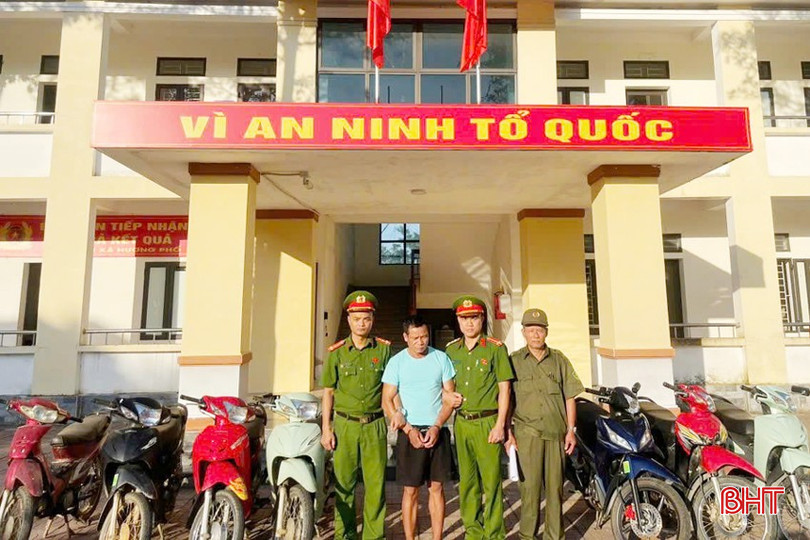 Nguyễn Văn Doãn và tang vật các vụ trộm. bqbht_br_q2.jpg